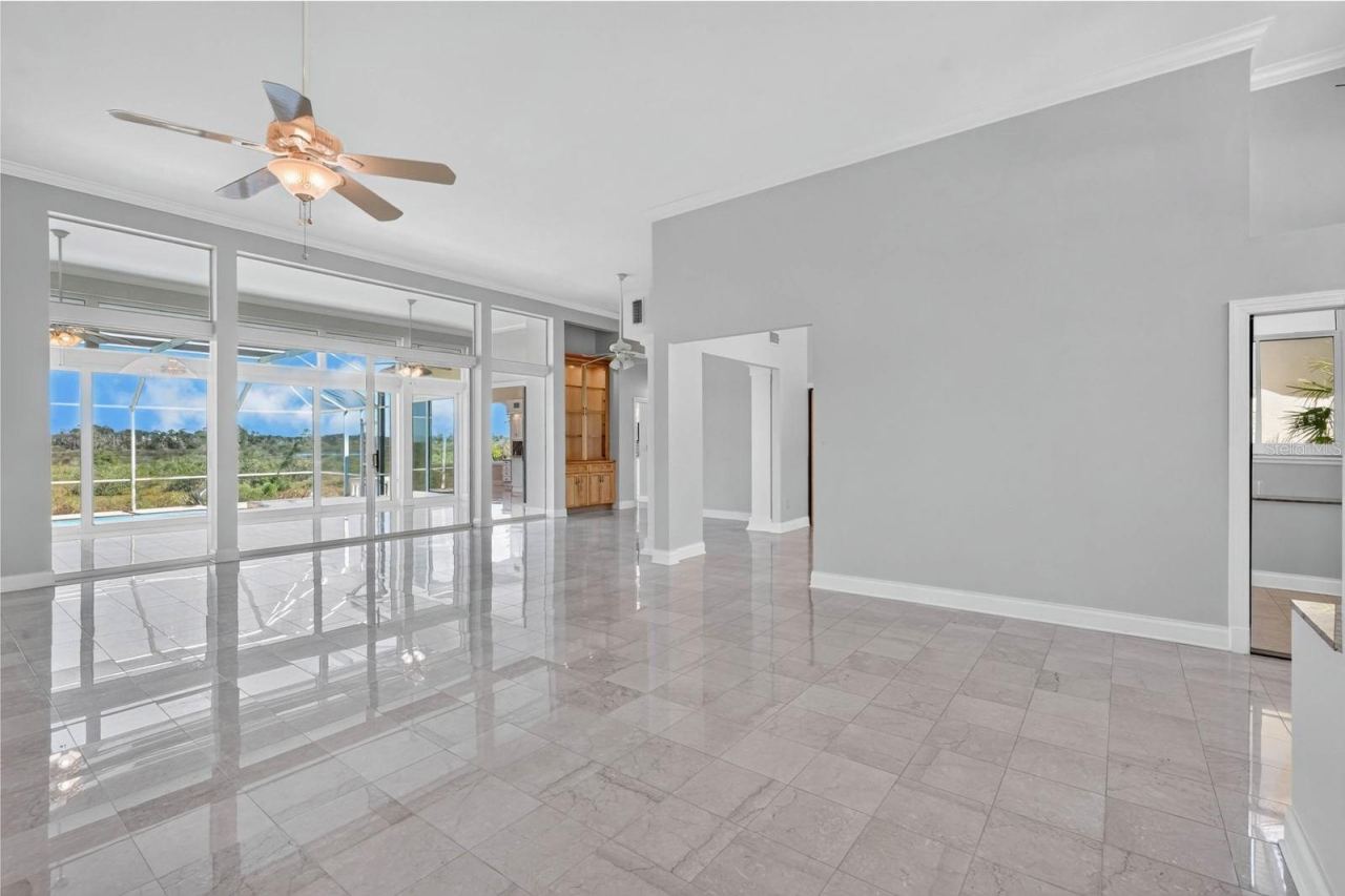 Photo 14 of 20: Open Concept with Preserve Views