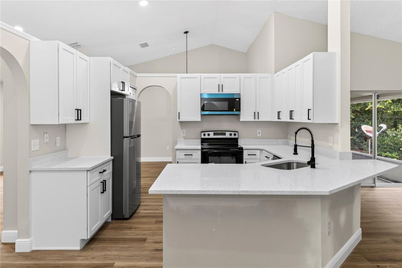 Photo 2 of 20