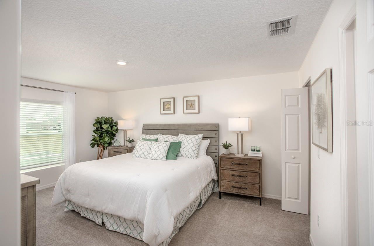 Photo 18 of 20: Model home - actual features may vary.