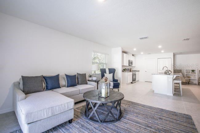 Photo 17 of 20: Model home - actual features may vary.