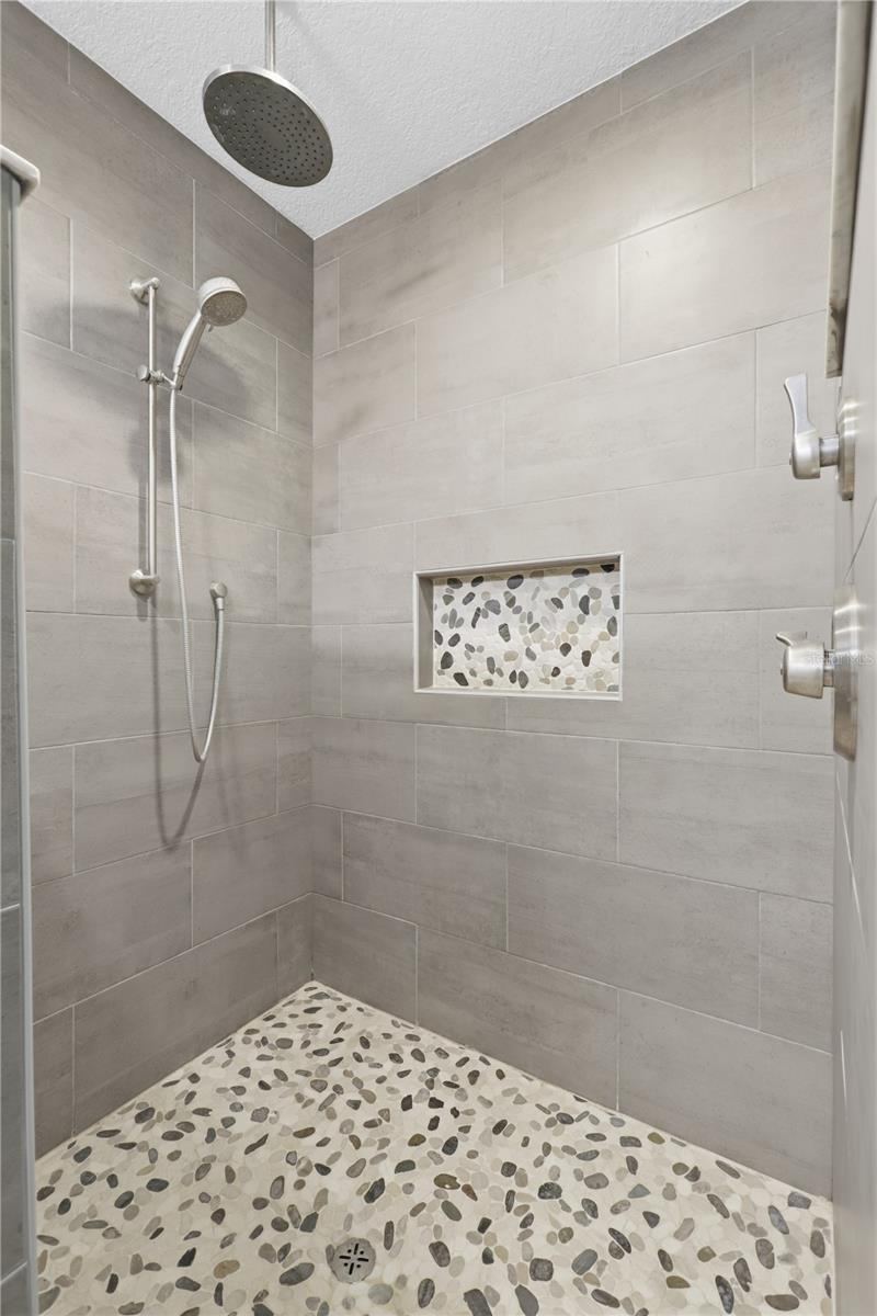 Photo 20 of 20: Primary Bedroom En Suite