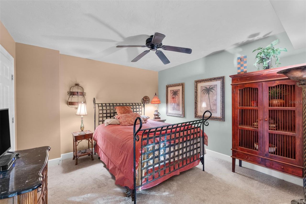 Photo 15 of 20: Guest Bedroom