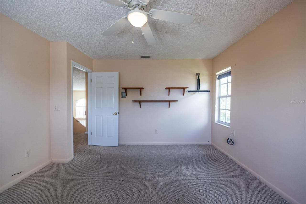 Photo 17 of 20
