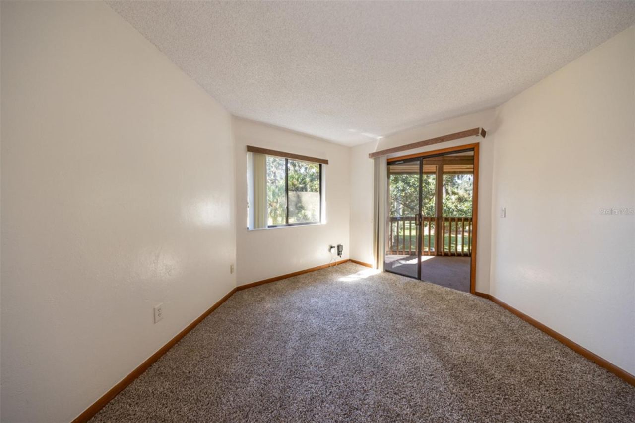 Photo 18 of 20: Primary suite
