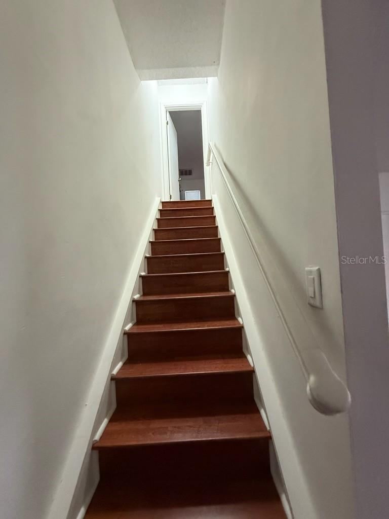Photo 18 of 20