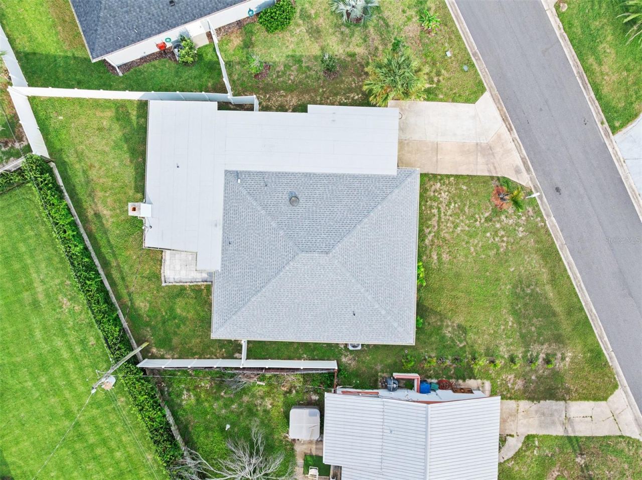 Photo 3 of 20: NEW ROOF