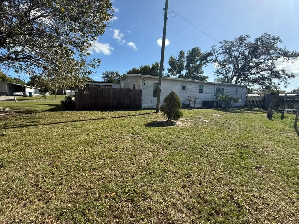 Photo 18 of 20