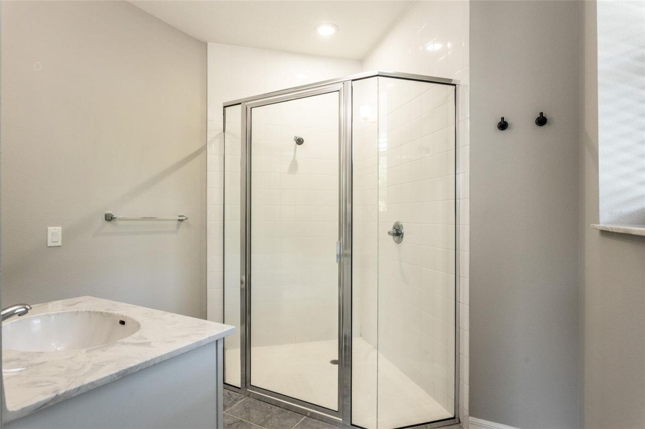 Photo 16 of 20: Primary Bathroom
