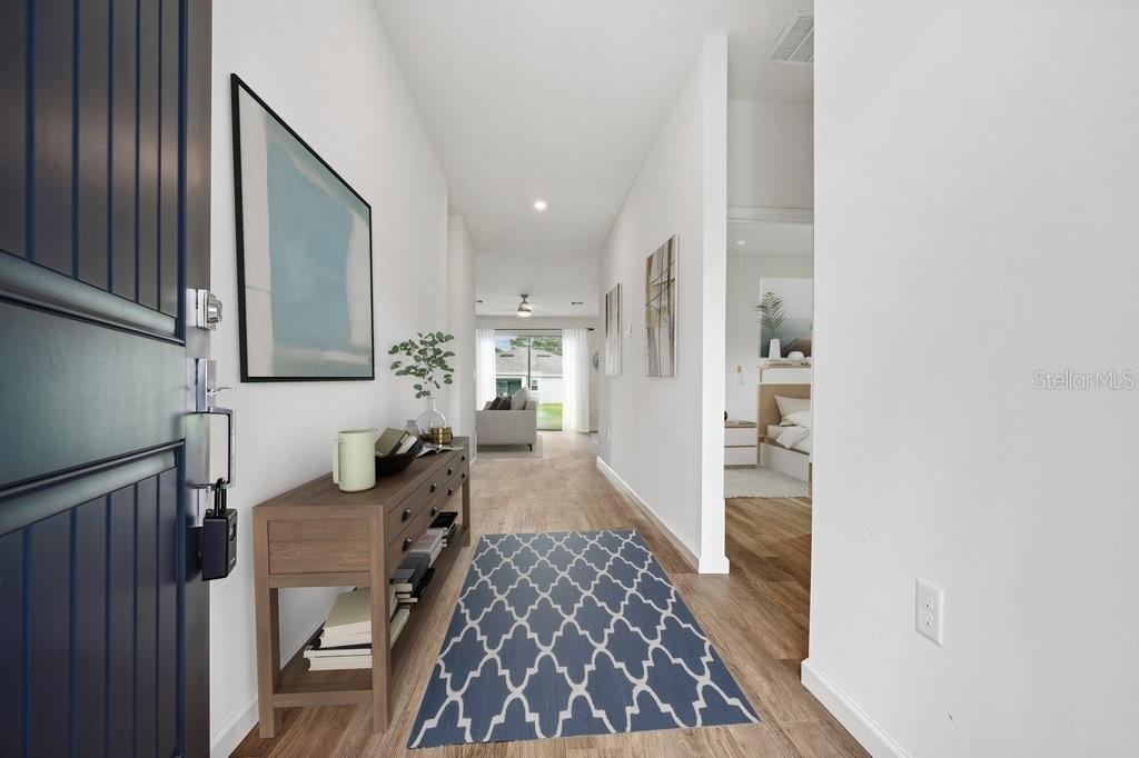 Photo 4 of 11: Entryway