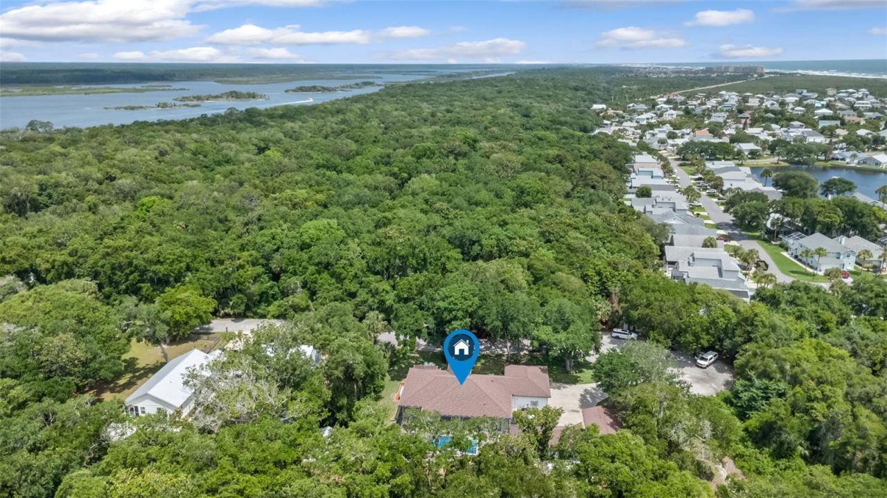 Photo 12 of 20: Beautifully set between the Atlantic Ocean and the Intracoastal