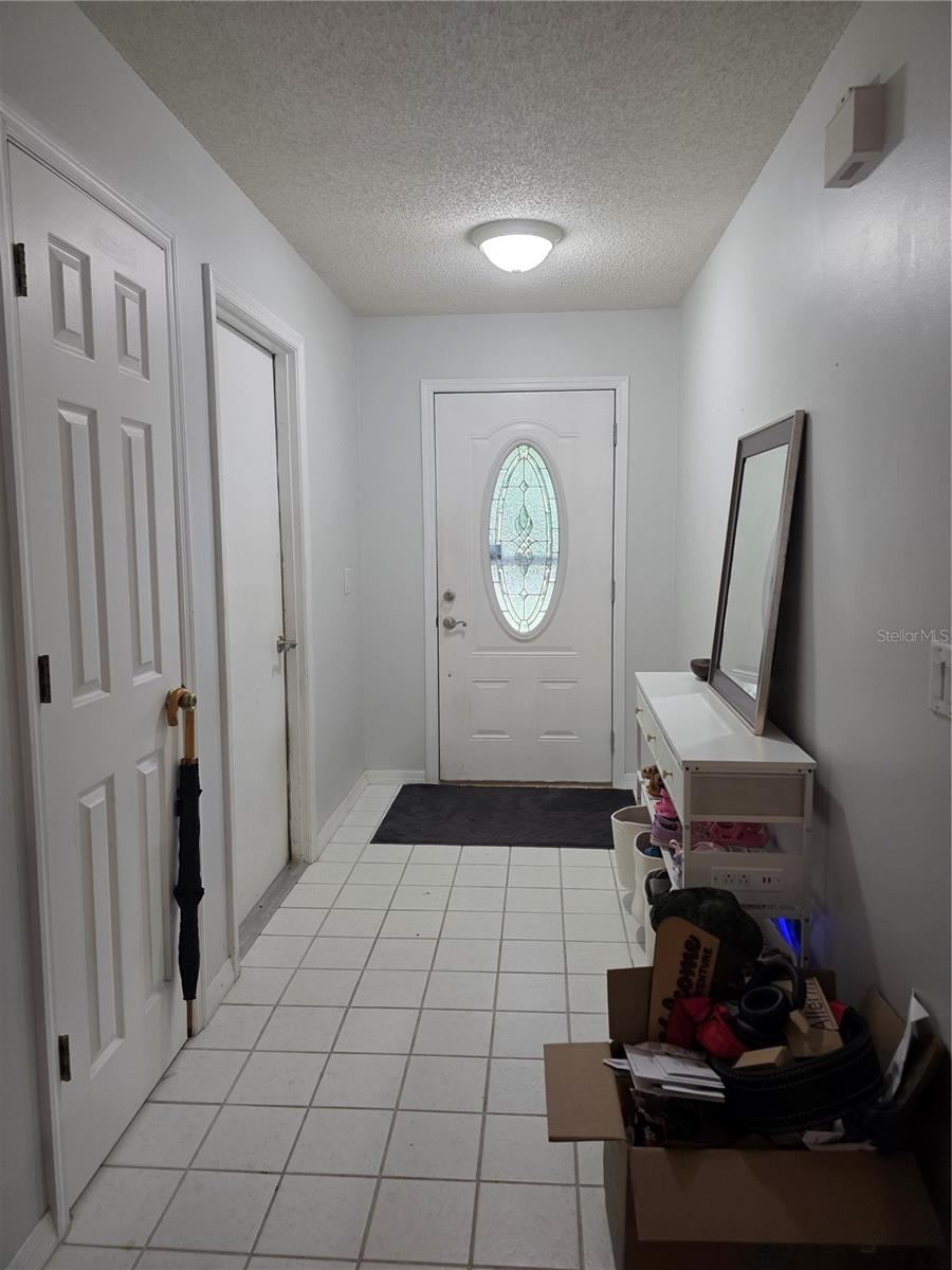 Photo 6 of 20: Front Entry
