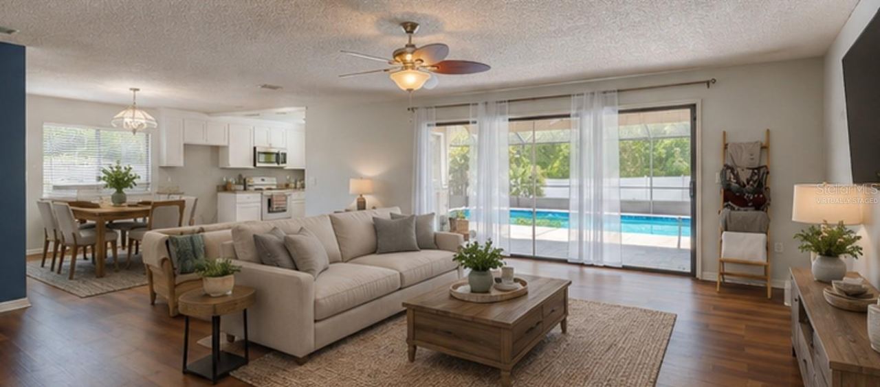 Photo 10 of 20: Virtually Staged Great Room