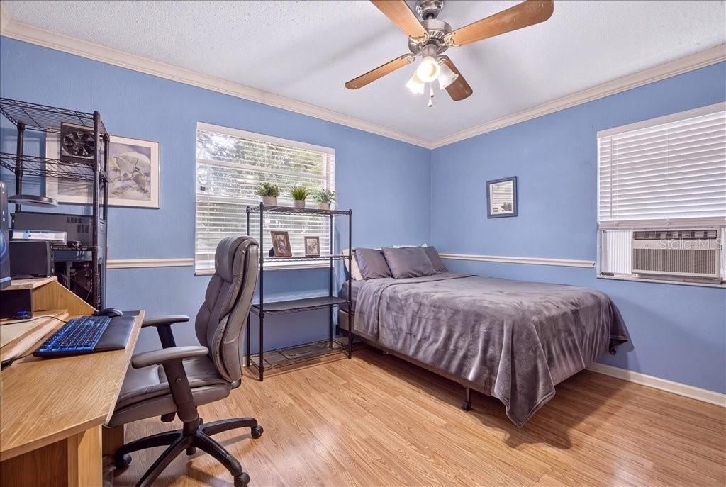 Photo 14 of 20