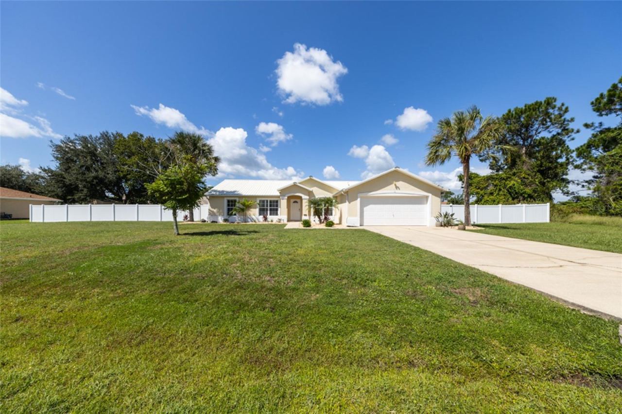 Photo 4 of 20: home sits on .46 acres