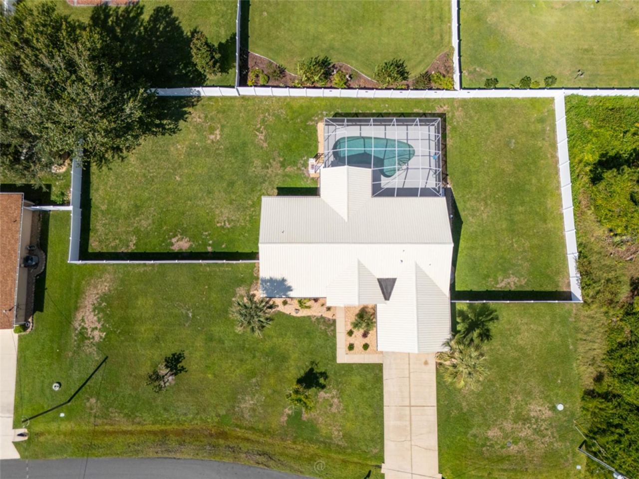 Photo 2 of 20: RARE Double lot + pool + new fence all the way around
