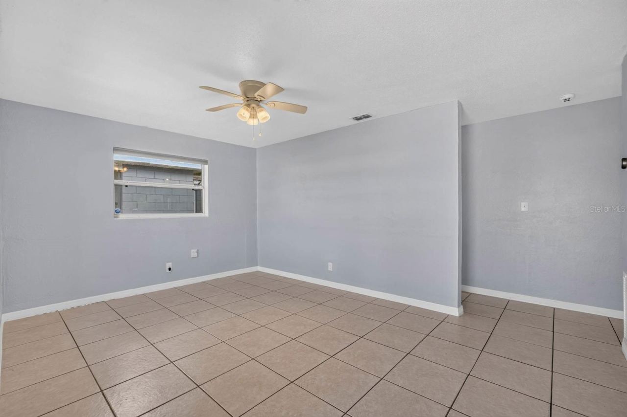 Photo 7 of 20