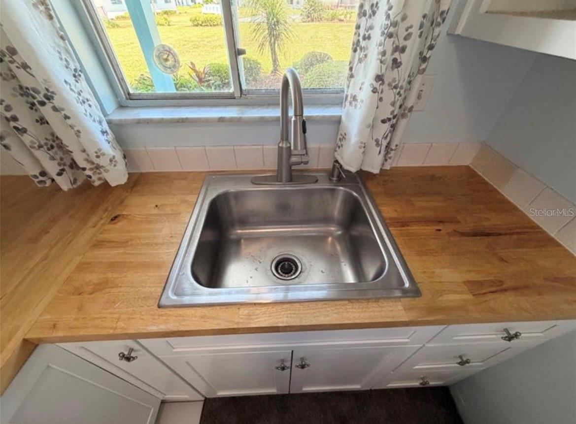 Photo 11 of 20: Kitchen 9X7
