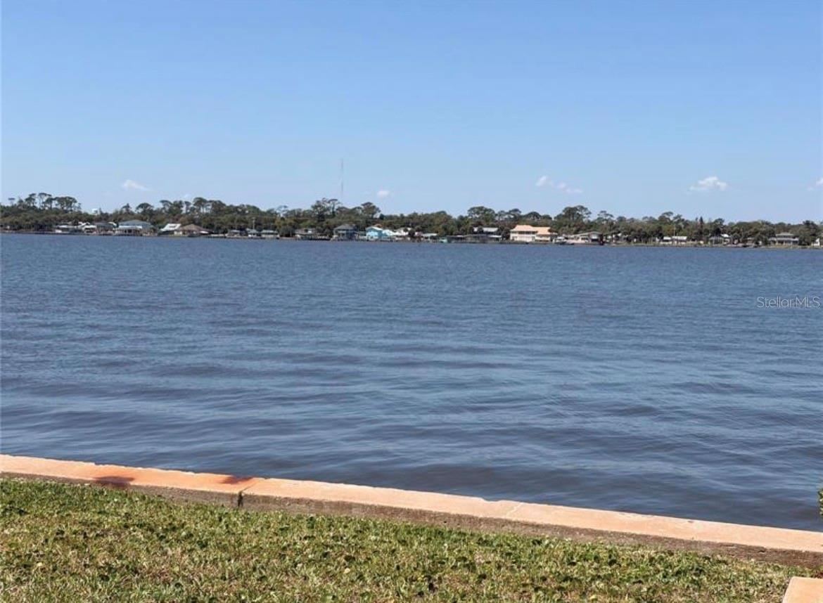 Photo 18 of 20: Beautiful views of the Halifax River Intracoastal!