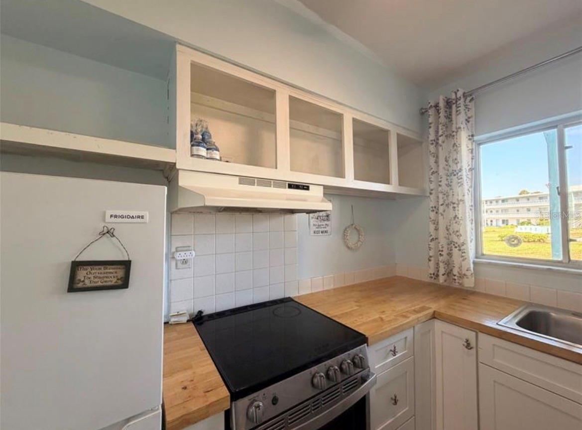 Photo 14 of 20: Kitchen 9X7 with open shelving