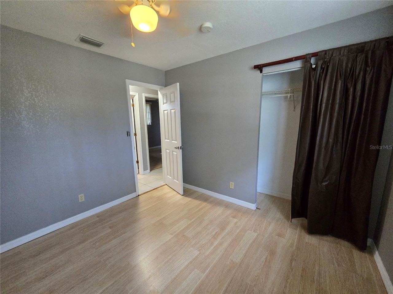 Photo 9 of 20