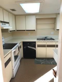 Photo 4 of 20
