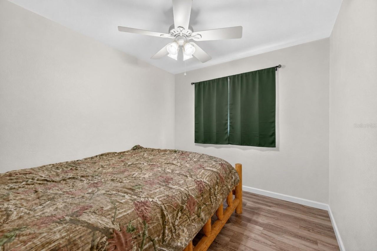 Photo 15 of 20