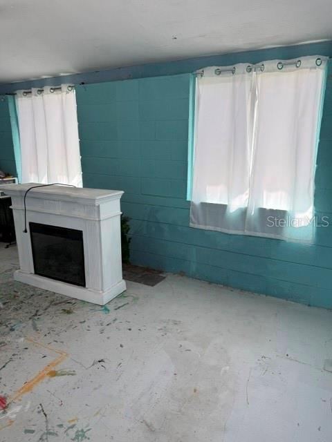 Photo 11 of 20