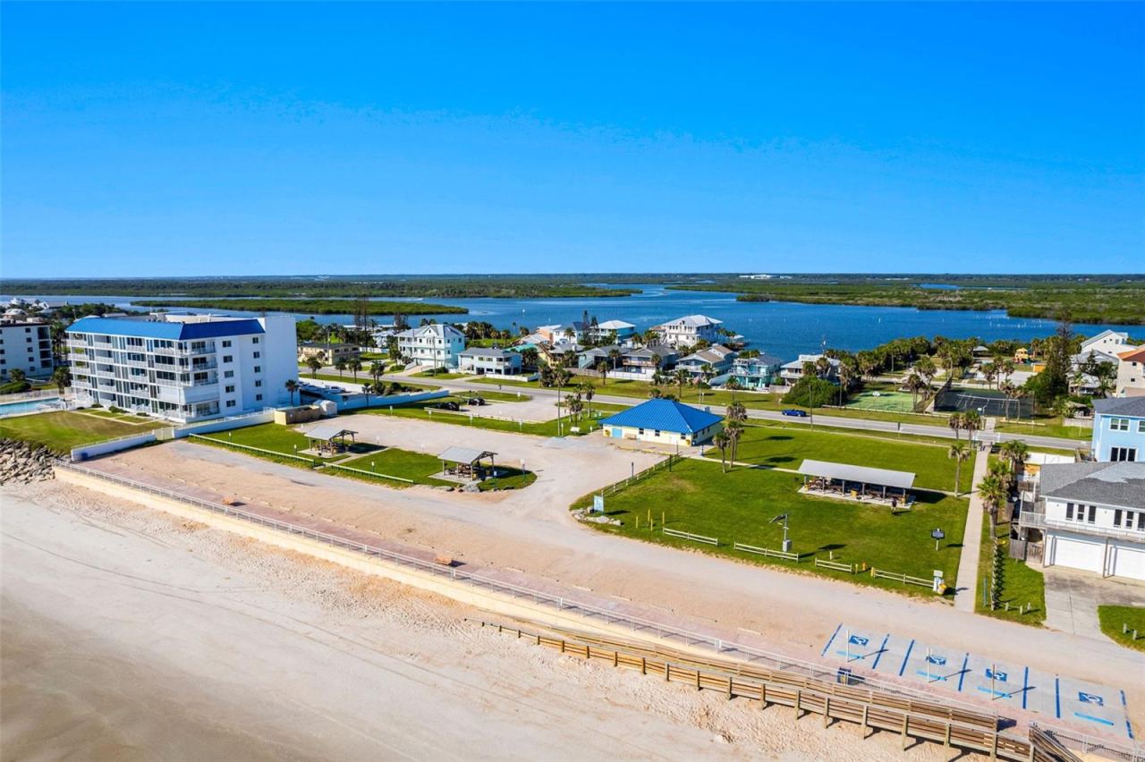 Photo 16 of 20: Mary McLeod Bethune Beach