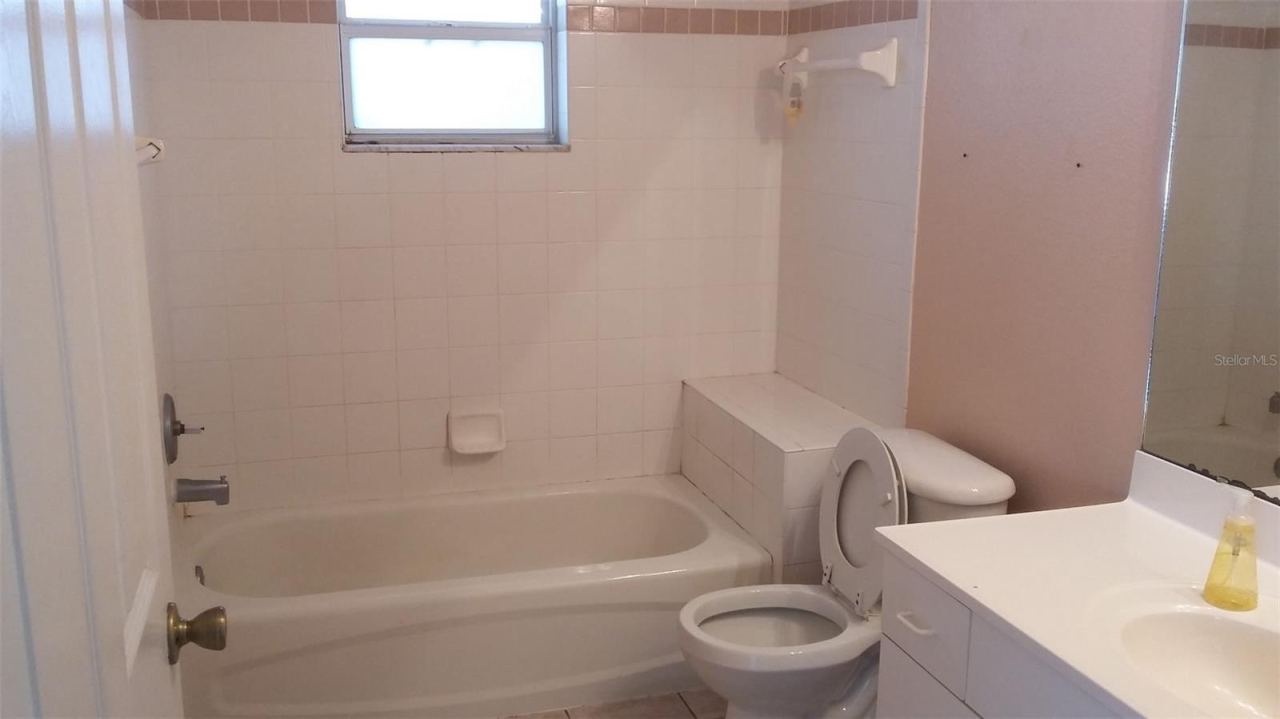 Photo 15 of 20
