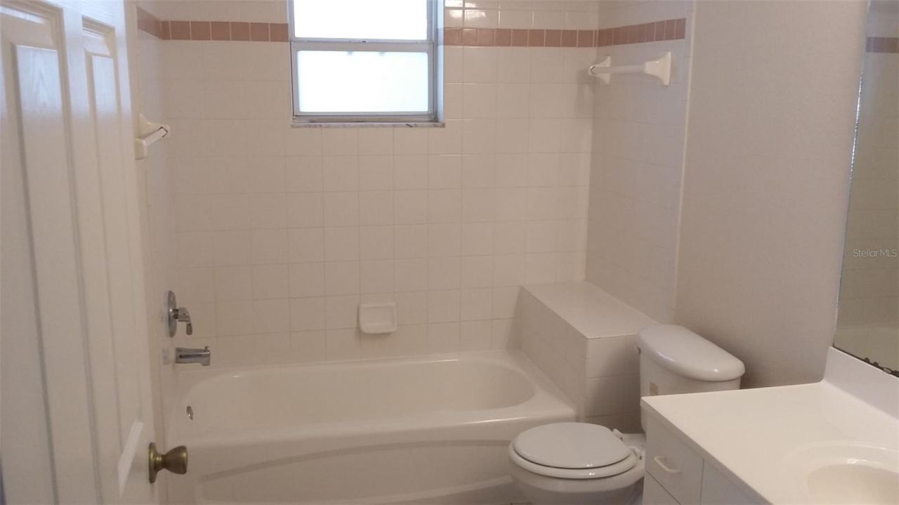 Photo 12 of 20