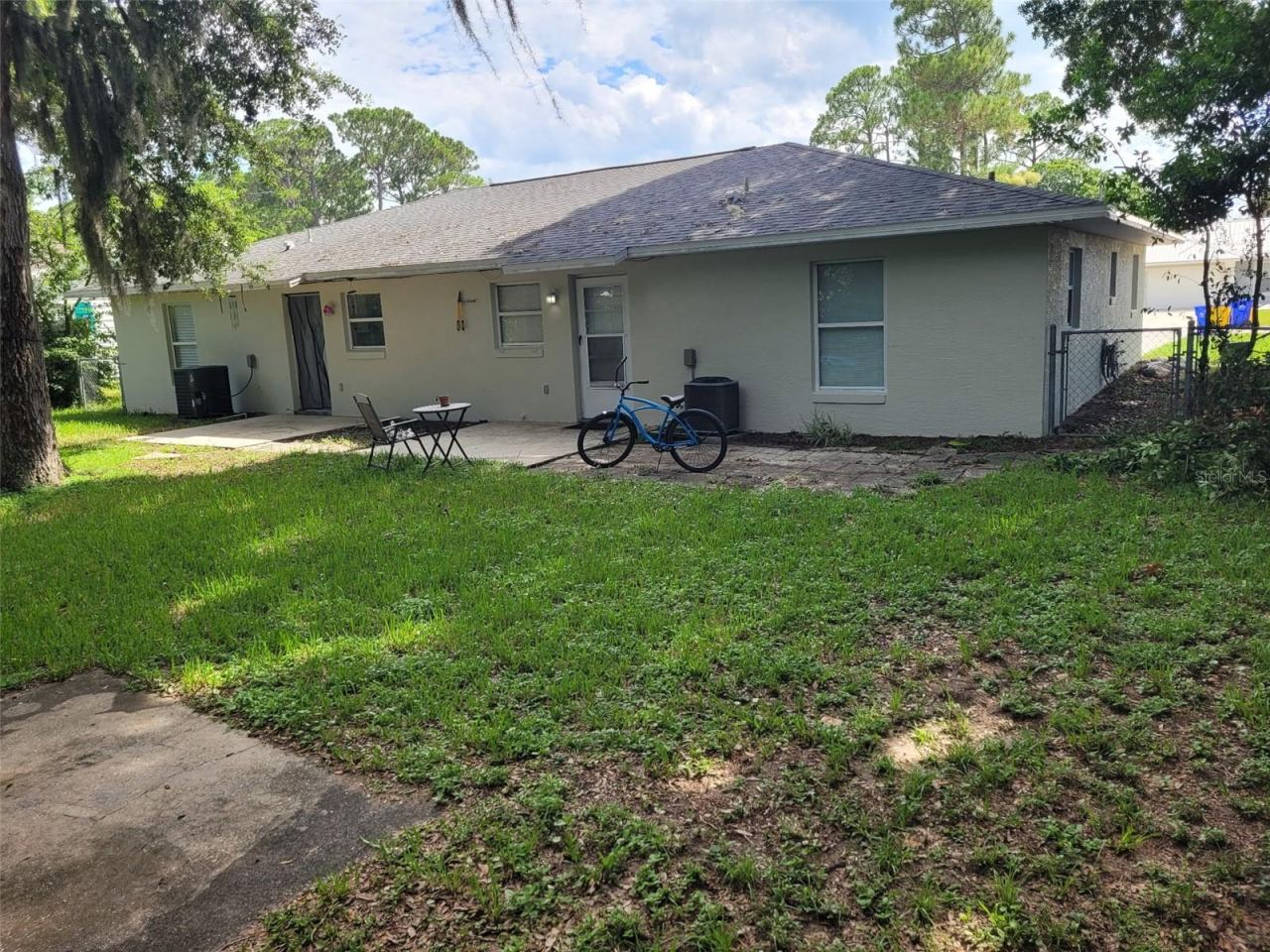 Photo 17 of 20
