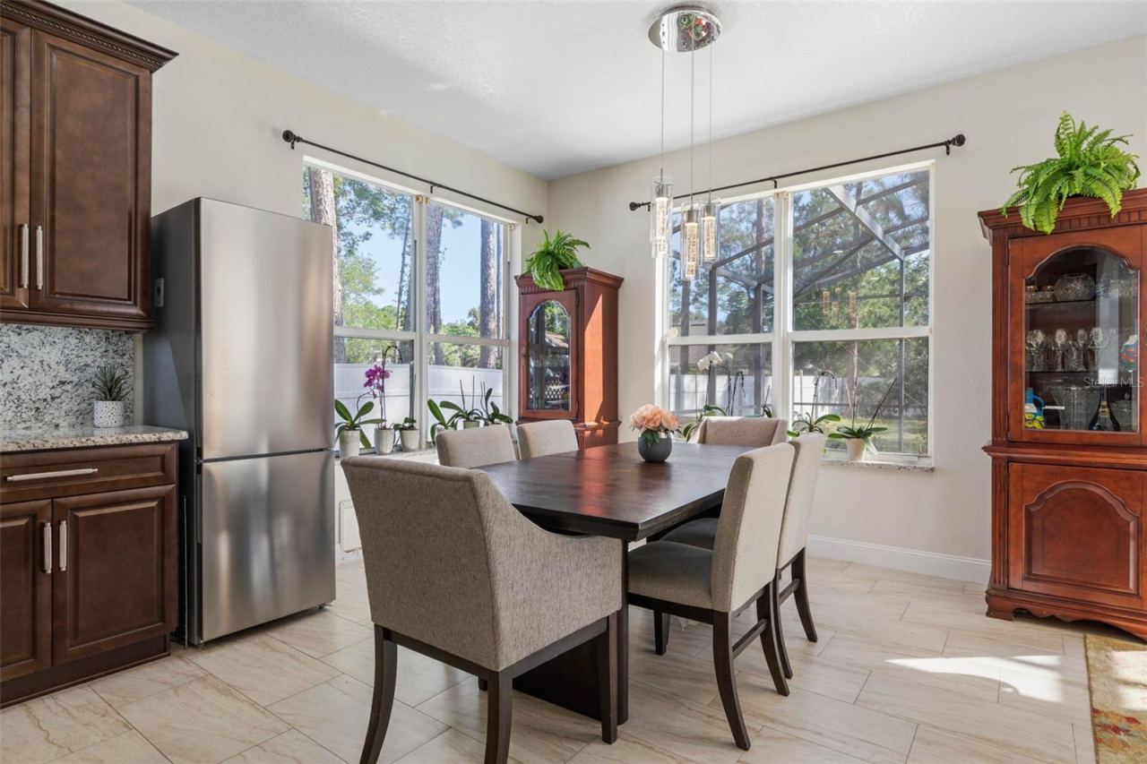 Photo 18 of 20: Breakfast Nook