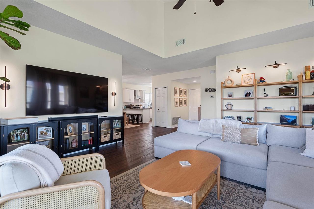 Photo 16 of 20