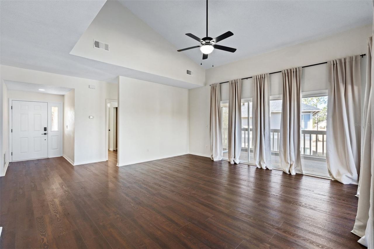 Photo 13 of 20: Large Space