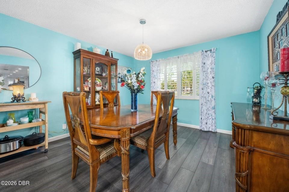 Photo 10 of 20