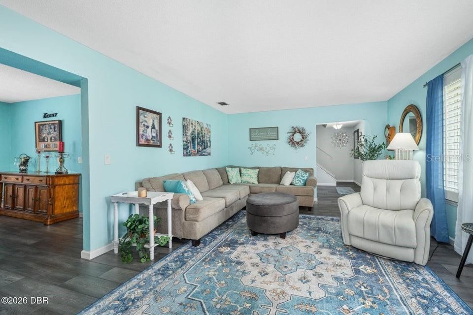 Photo 8 of 20