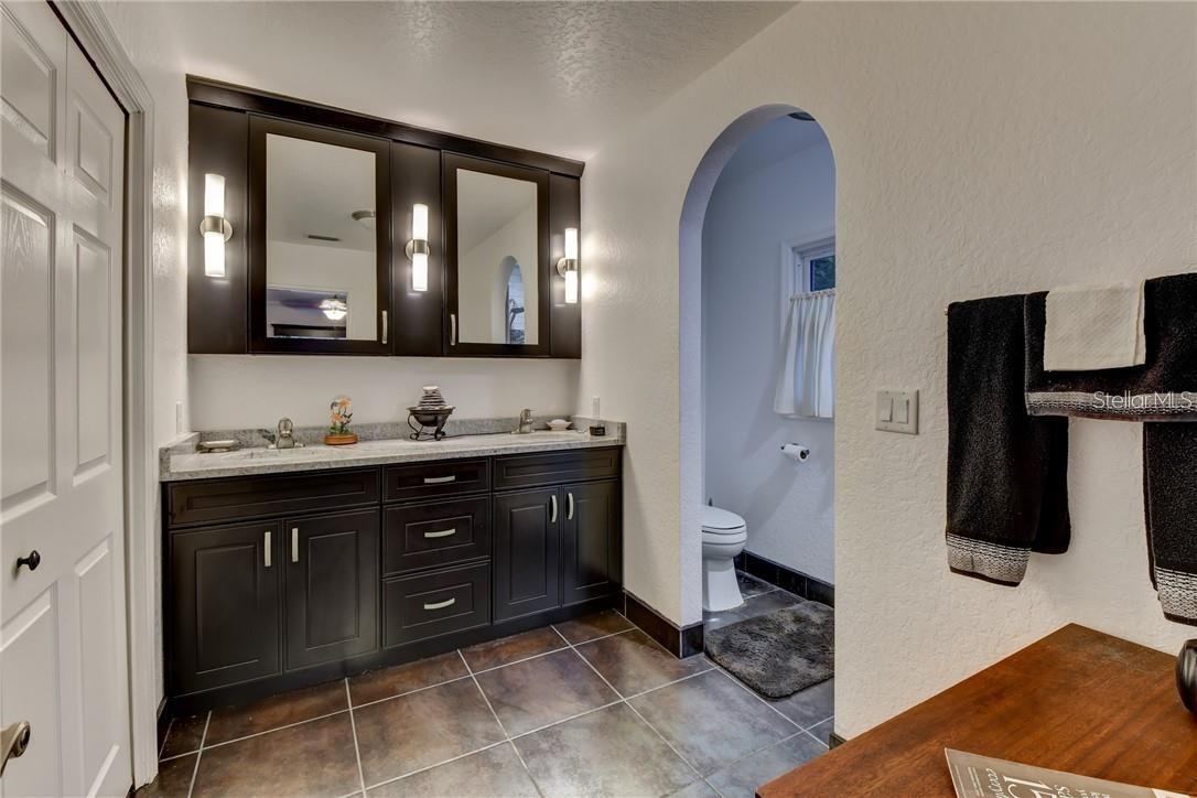 Photo 18 of 20: Full Bathroom 2