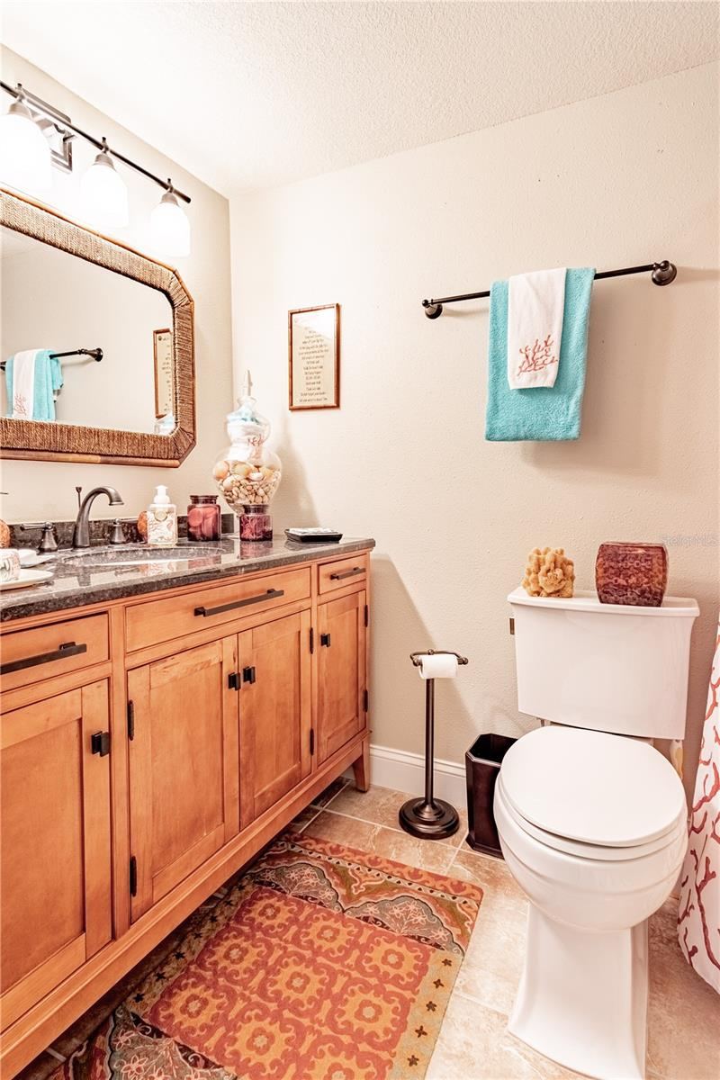 Photo 17 of 20: Primary bath