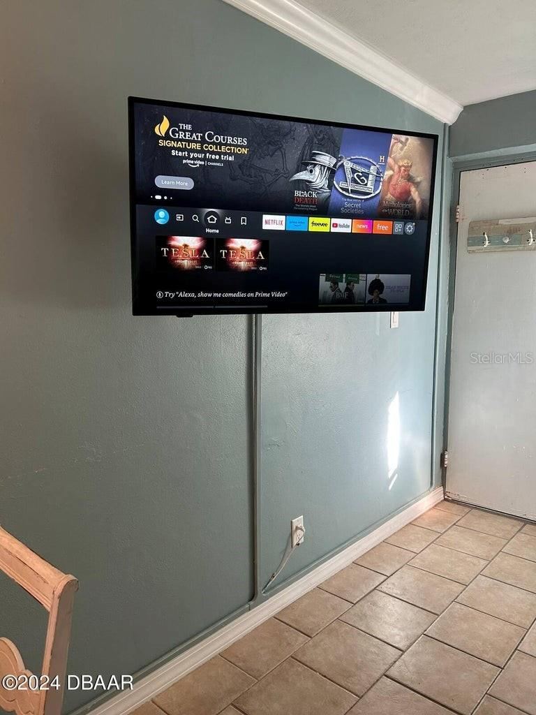 Photo 4 of 20