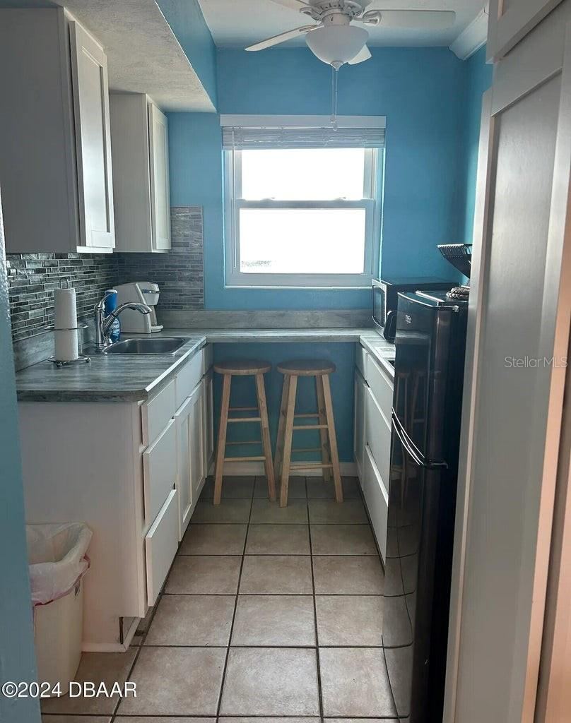 Photo 10 of 20
