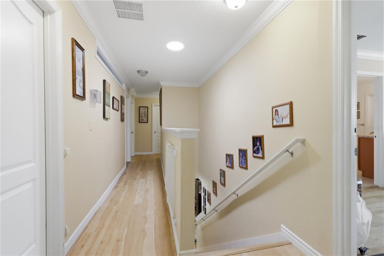 Photo 20 of 20: Upstairs Hallway