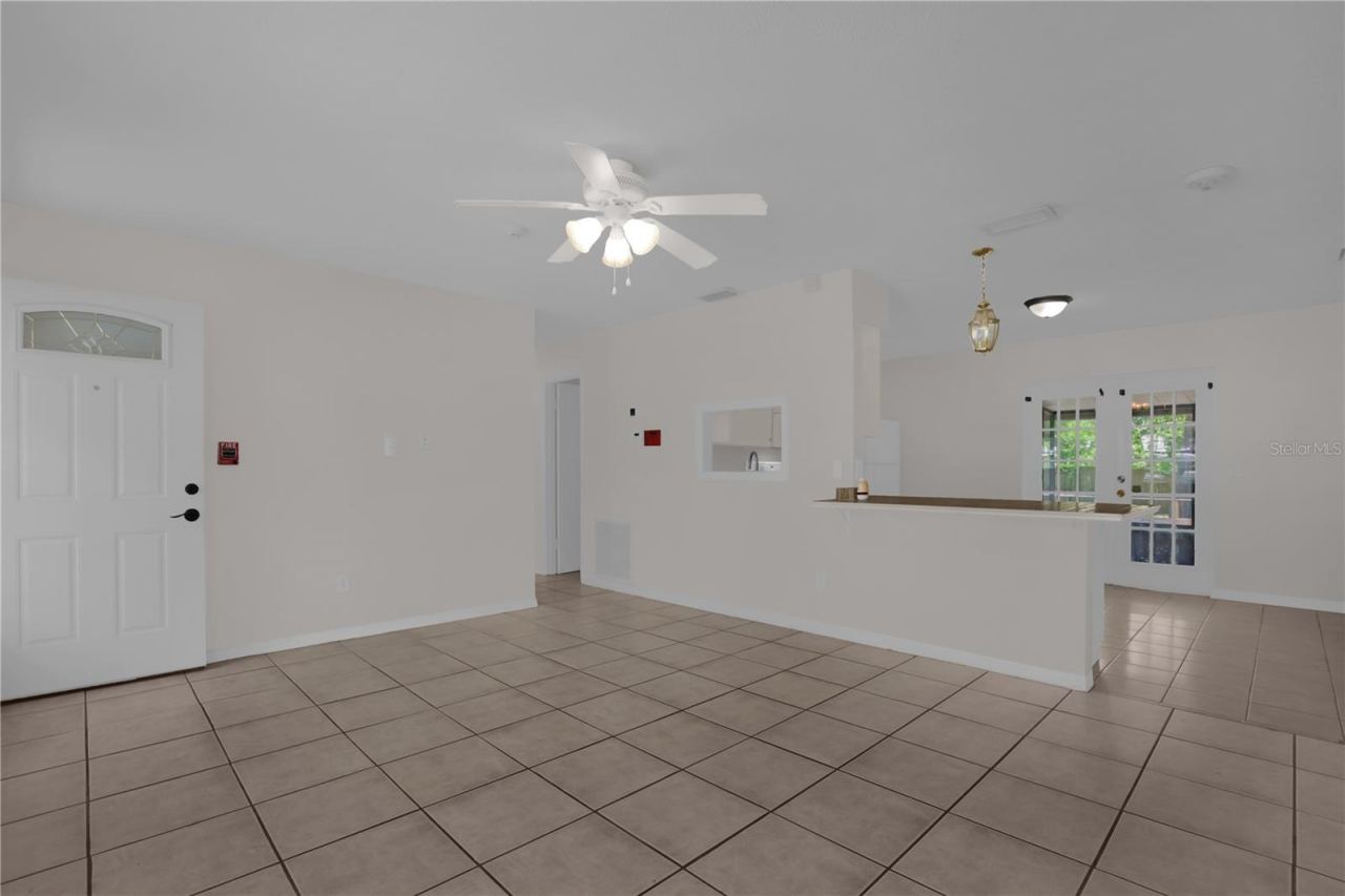 Photo 4 of 20