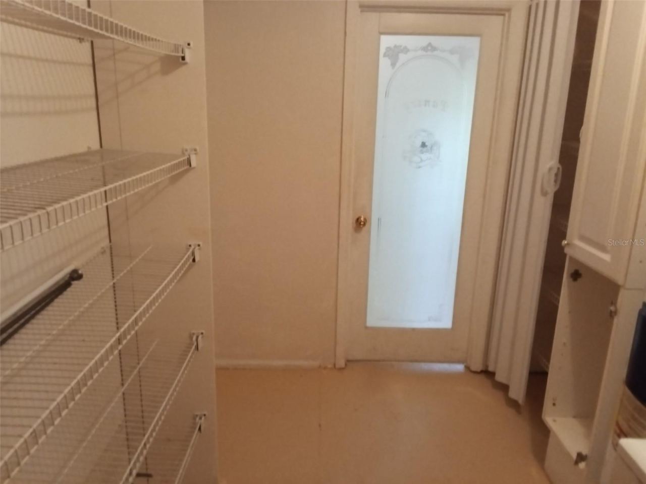 Photo 14 of 20