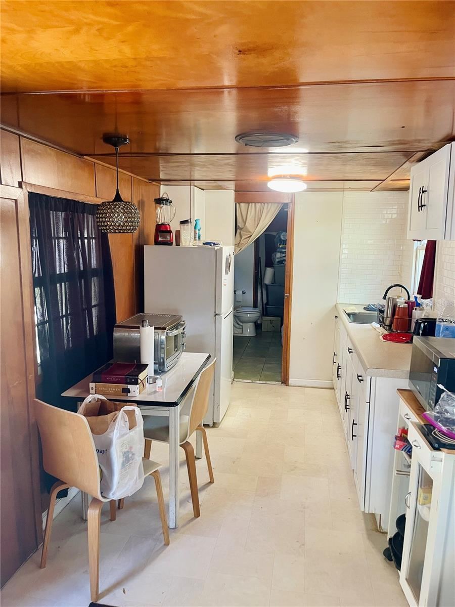 Photo 13 of 20