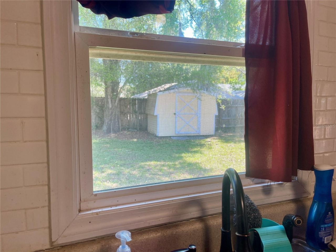Photo 18 of 20