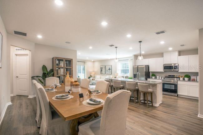 Photo 8 of 20: Model home - actual features may vary.