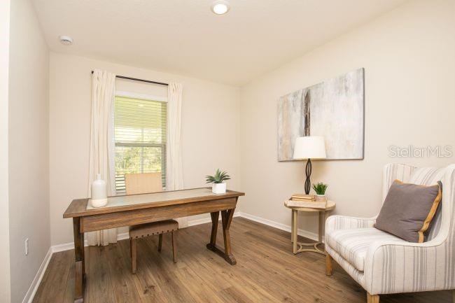 Photo 17 of 20: Model home - actual features may vary.