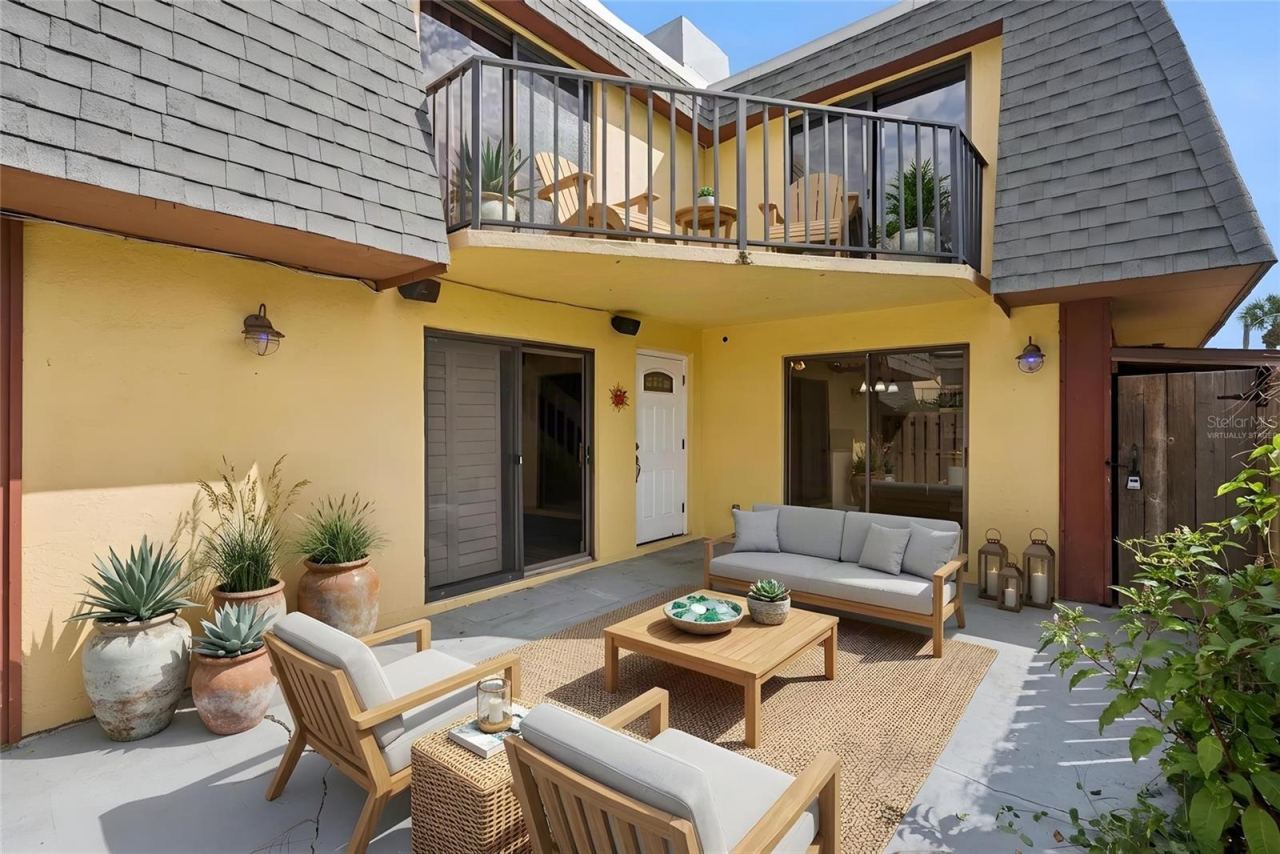 Photo 2 of 20: Fenced-In Courtyard - Virtually Staged