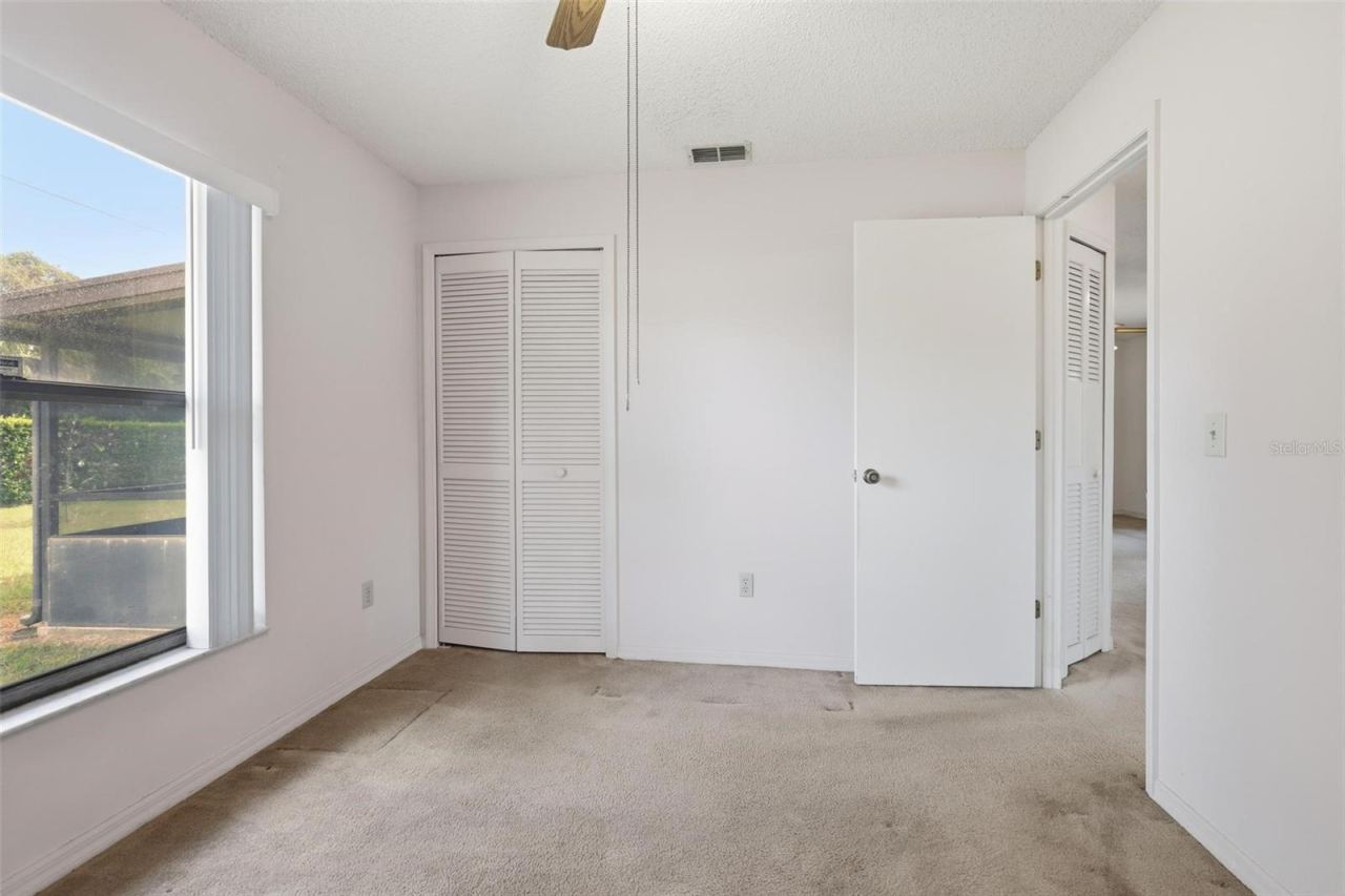 Photo 17 of 20