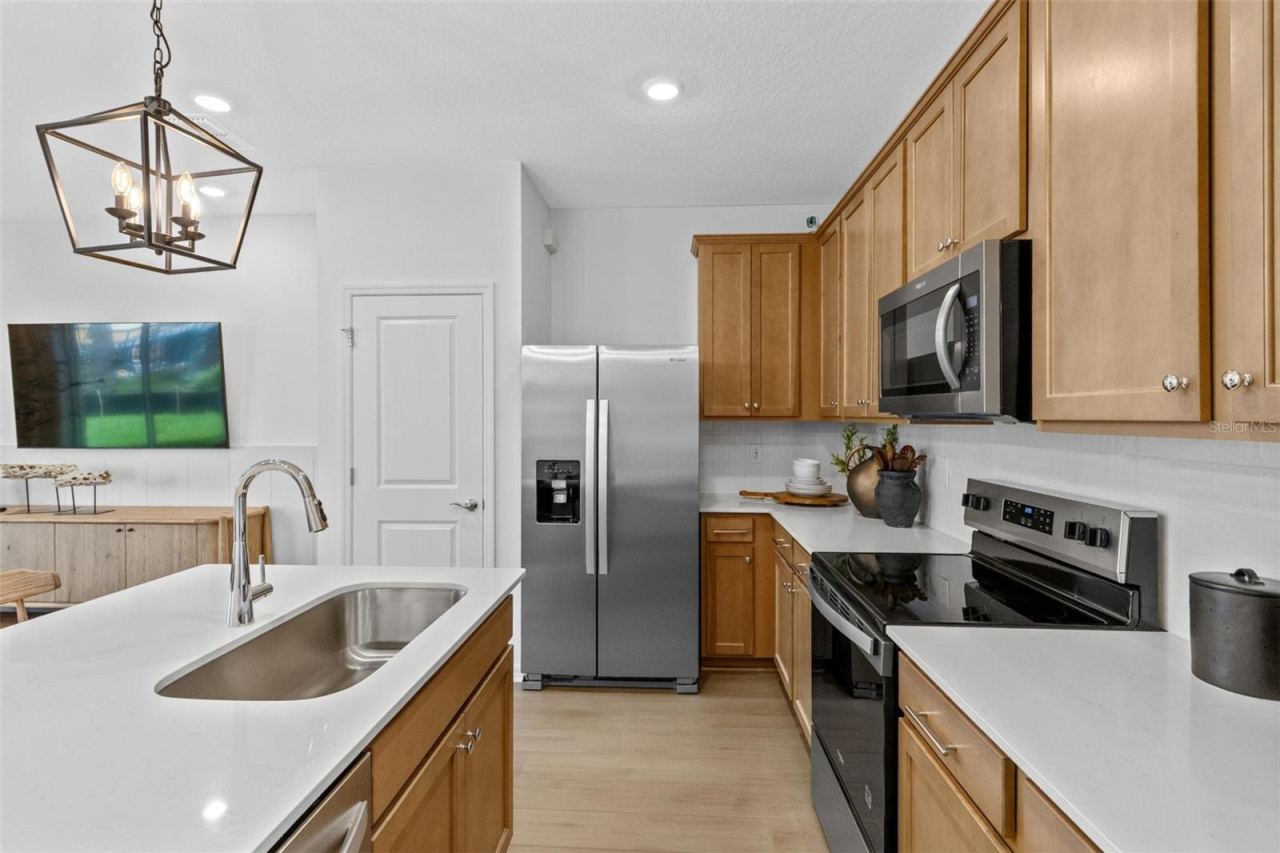 Photo 4 of 20: Model Home Design Only. Pictures and furnishings are for illustrative purposes only. Elevations, colors and options may vary. Furniture is for model home staging only.